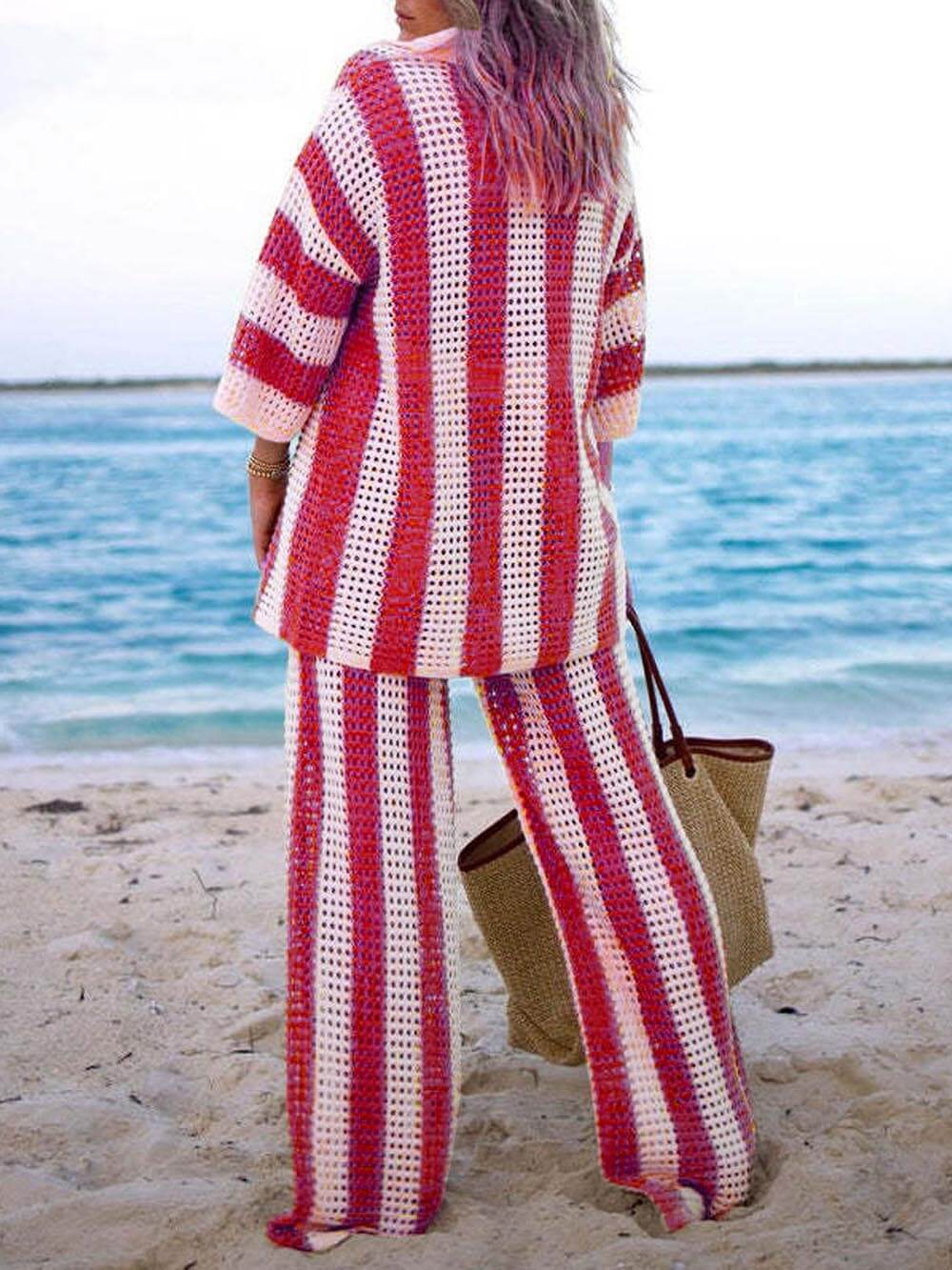 Ensemble chemise ample à rayures et col en V ajouré à la mode avec pantalon à jambes larges