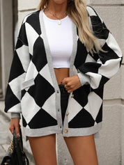 Cardigan lavorato a maglia largo con scollo a V e motivo patchwork a quadri diamantati