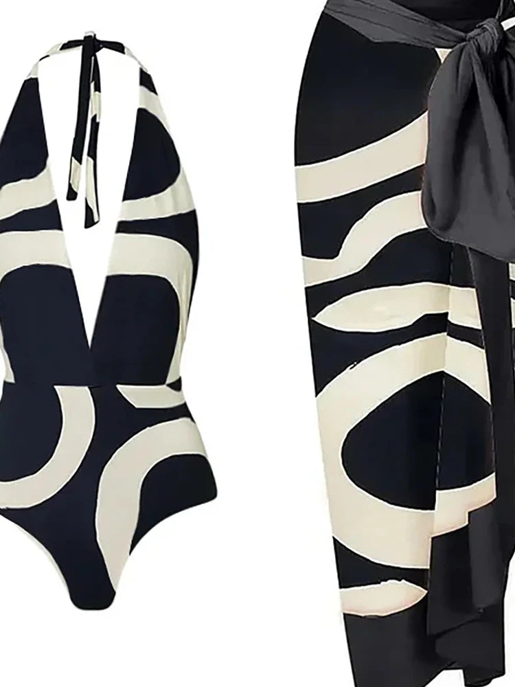 Colorblock Halter High-Waist One-Piece Swimsuit