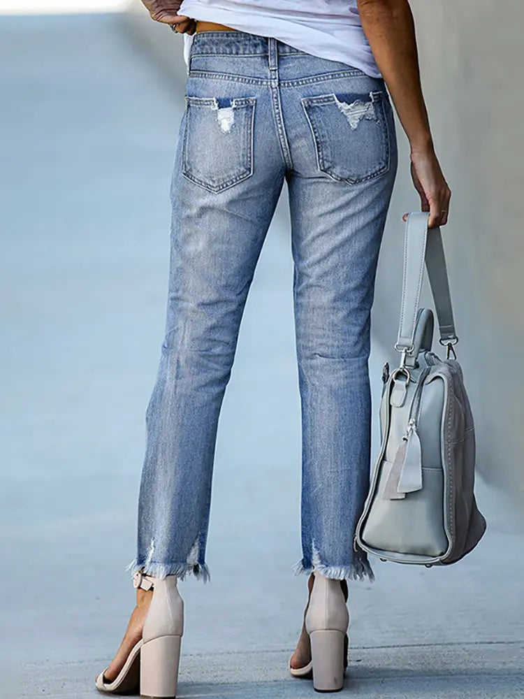 Slim Fit poderane skraćene traperice