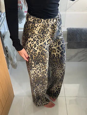 Calças de ganga evasé Leopard Diamanté