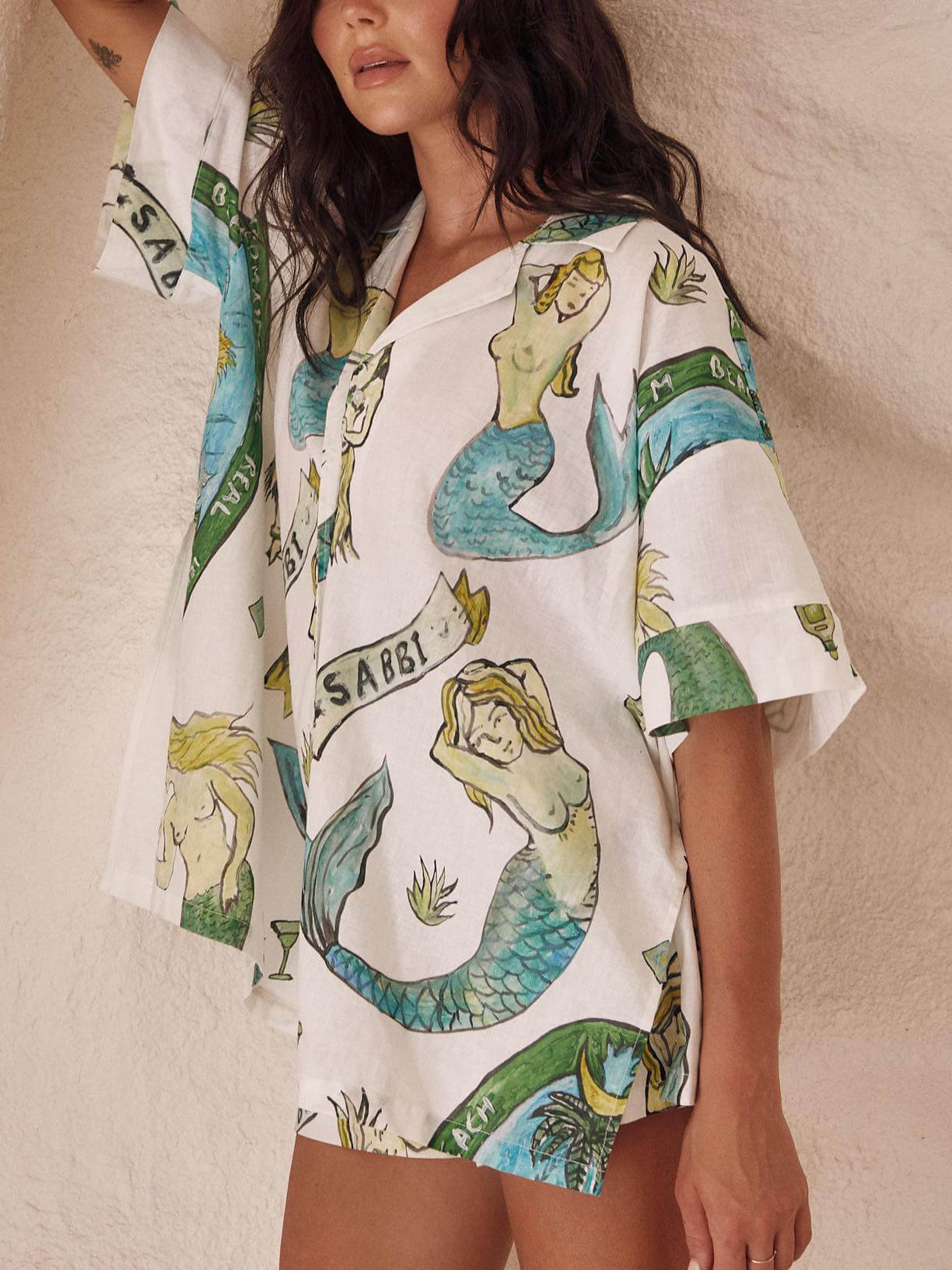 Ensemble deux pièces short ample imprimé sirène pour les fêtes