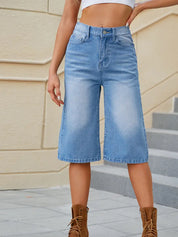 Pantaloni Capri in denim elasticizzato lavato