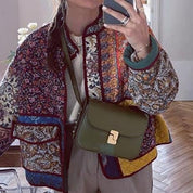 Casaco Acolchoado Multicolor com Estampa de Padrão Étnico