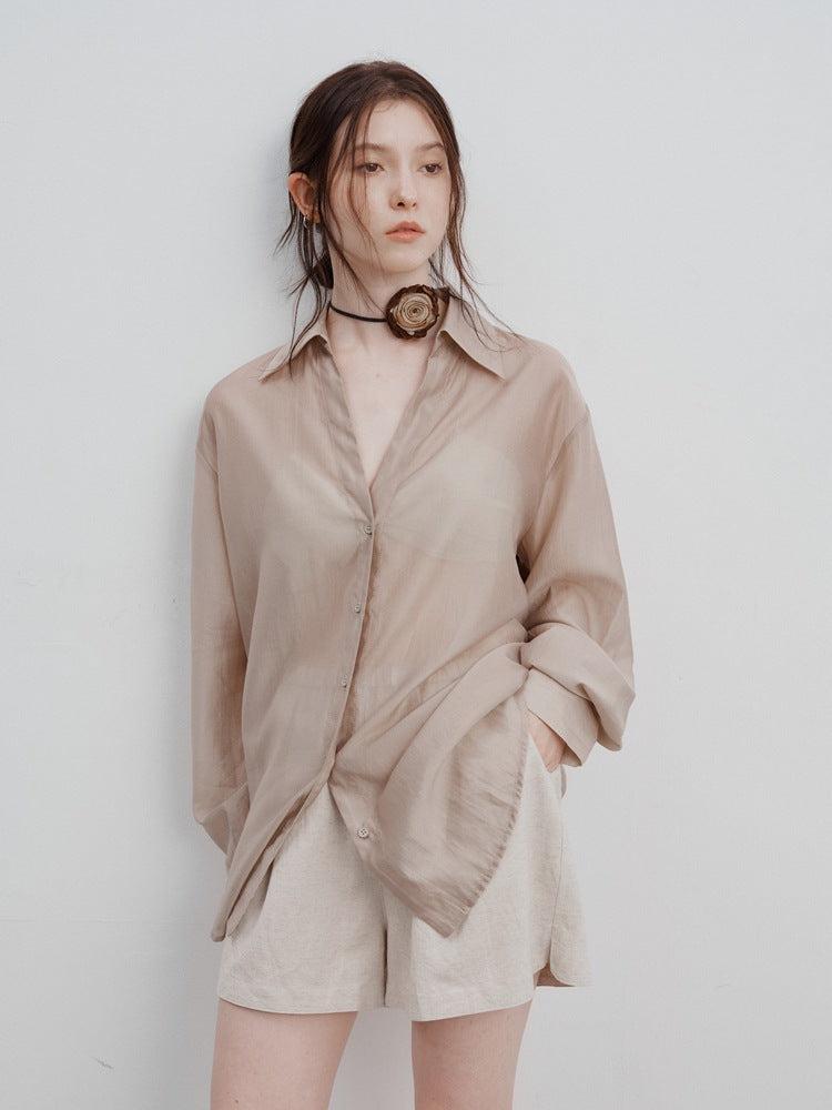 Chemise légère à manches longues avec protection solaire