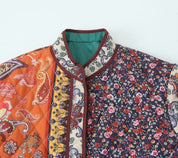 Casaco Acolchoado Multicolor com Estampa de Padrão Étnico