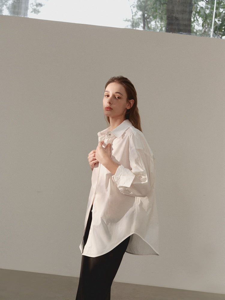 Chemise décontractée surdimensionnée minimaliste