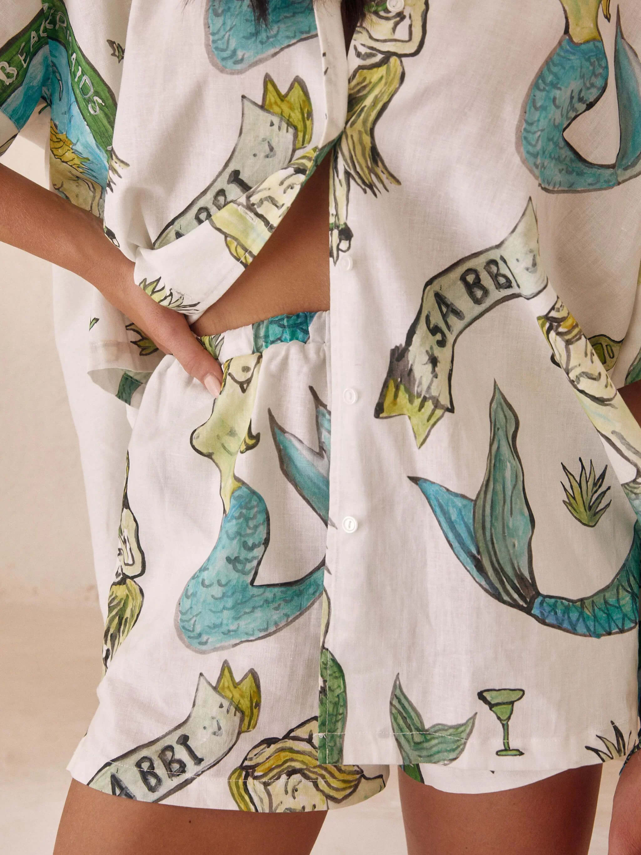 Ensemble deux pièces short ample imprimé sirène pour les fêtes